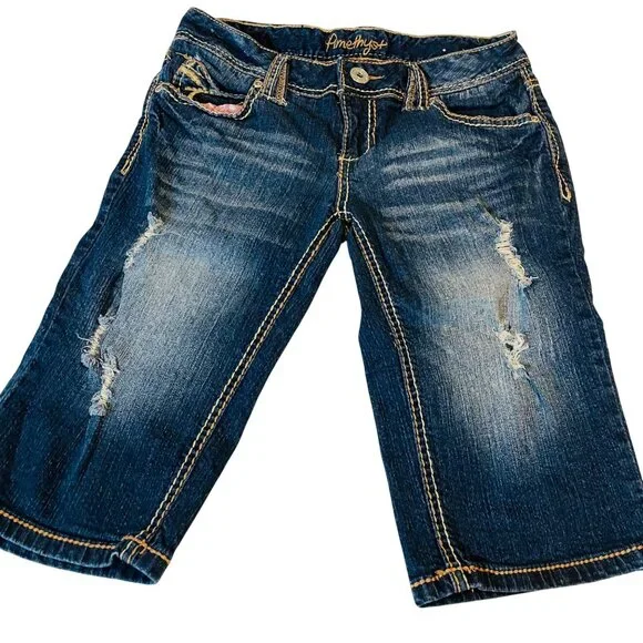 Amethyst Womens Distressed Jean Shorts Size 5 Blue Denim - Picture 2 of 8